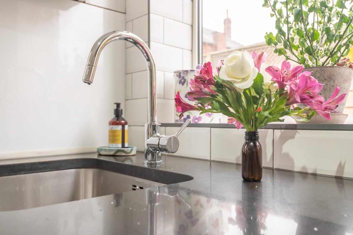 Holiday home Pass The Keys Urban Charm - Near Headingley - Driveway Parking Leeds (West Yorkshire)